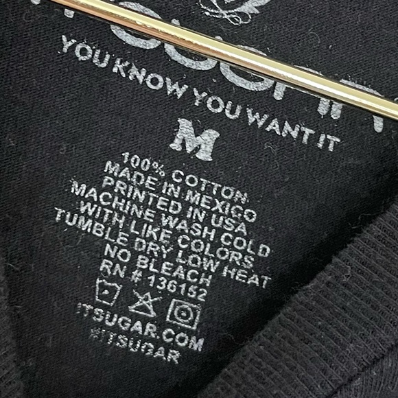 “Bad Decisions Make Great Stories Graphic Tee M - Picture 2 of 5